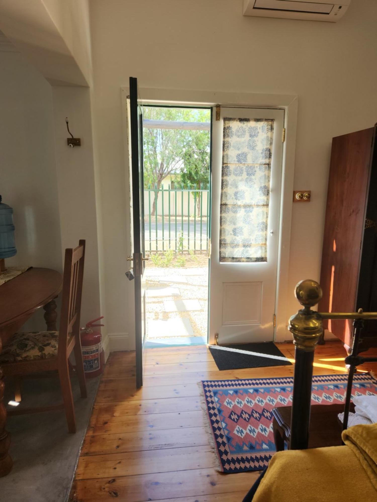 Die Dorpshuis Graaff Reinet Bagian luar foto